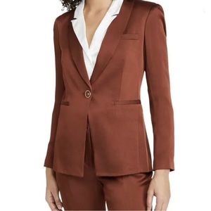 - veronica bear kollia D  jacket